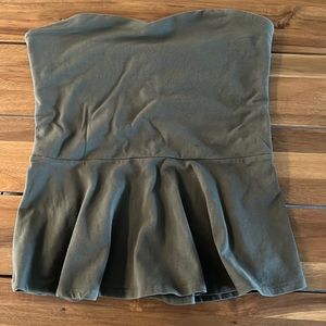 Green sleeveless tank